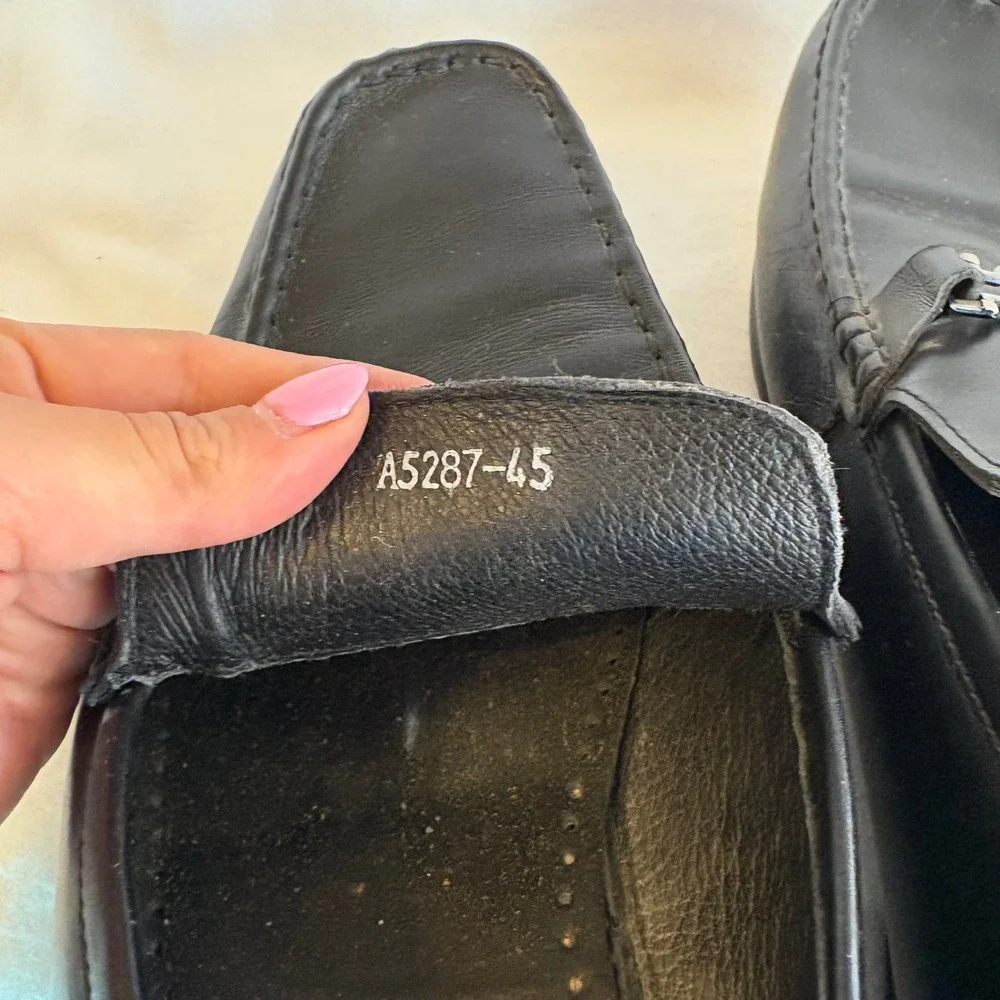 Salvatore Ferragamo Mens Black Leather Gancini Bit Loafers A5287-45 Italy